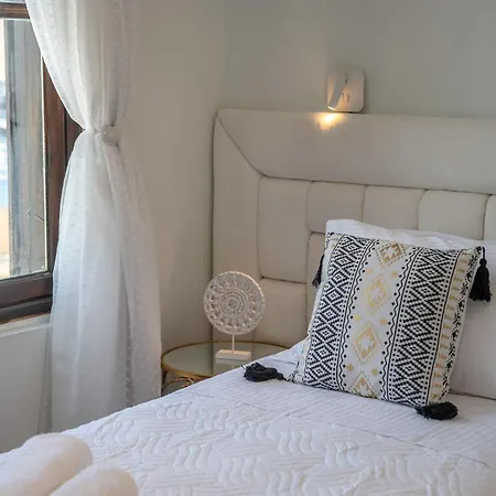 Apartment Dreams On Port *