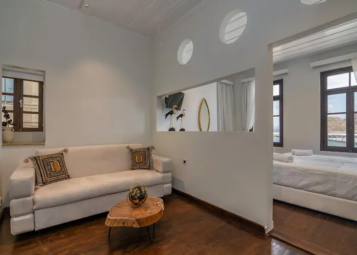 Dreams On Port * Chania (Crete)