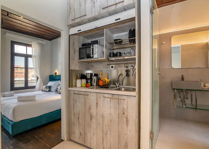 Dreams On Port Apartment