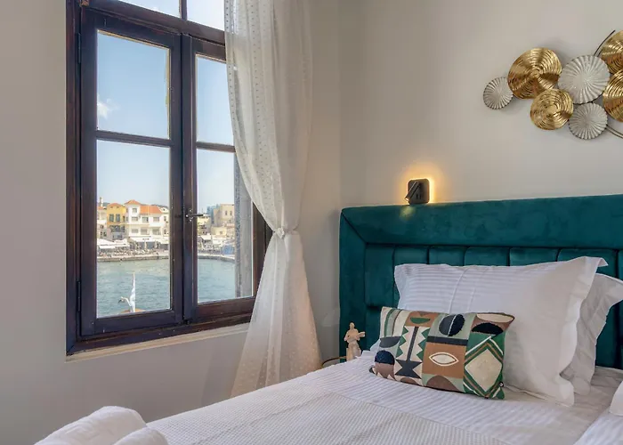 Apartment Dreams On Port Chania (Crete)