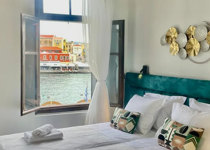 Apartment Dreams On Port